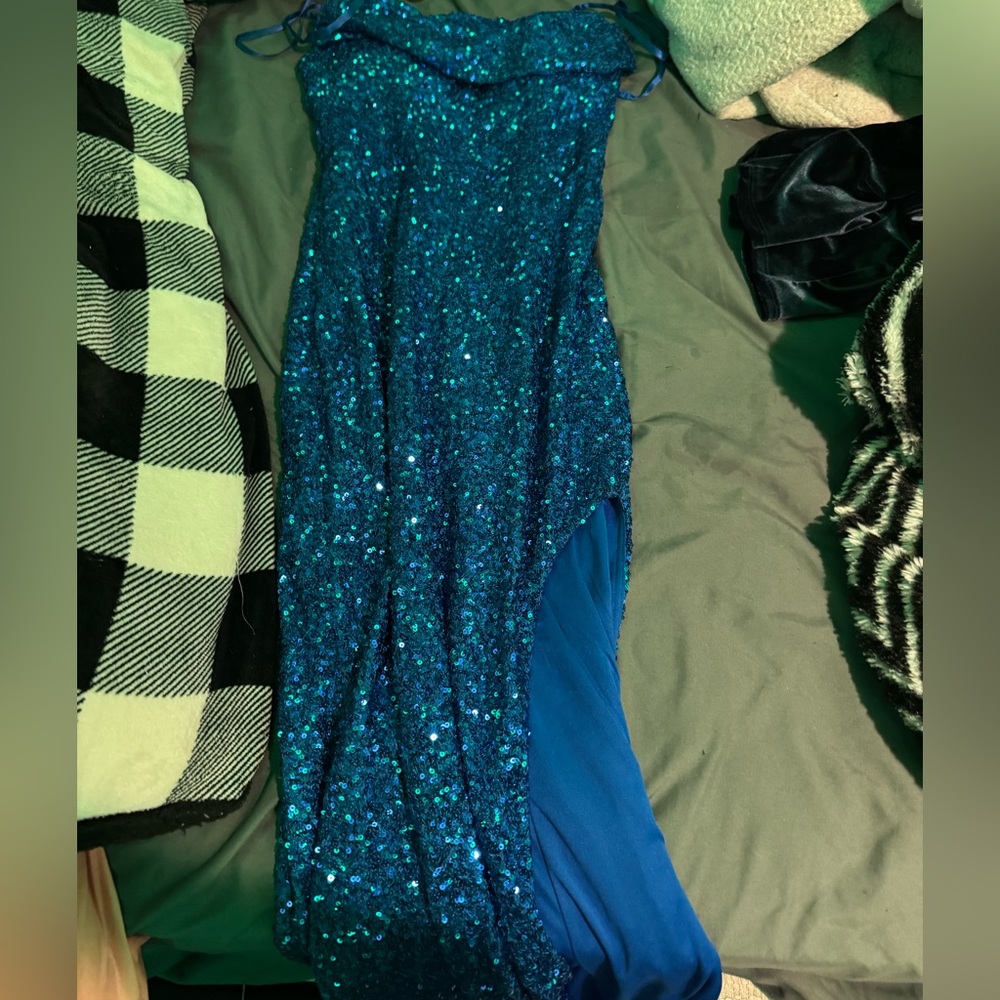 Prom dress blue